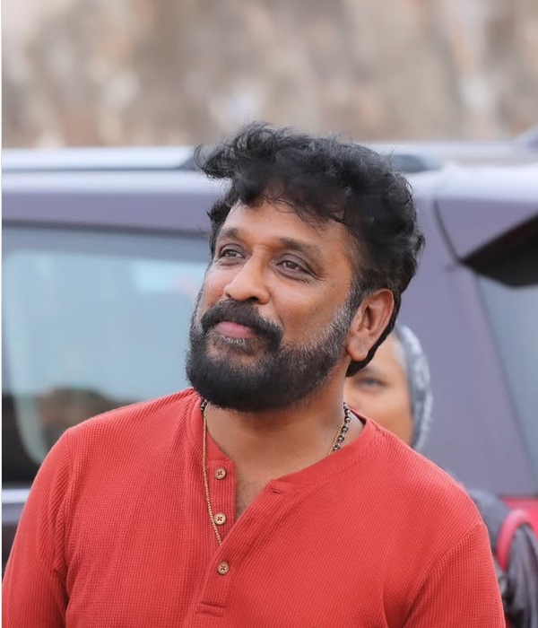 Siragadikka aasai serial vijay tv