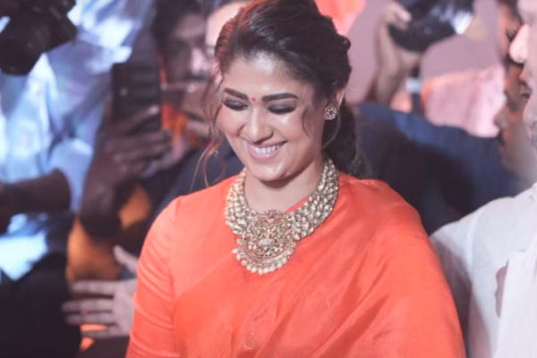 Nayanthara Mookuthi Amman Movie