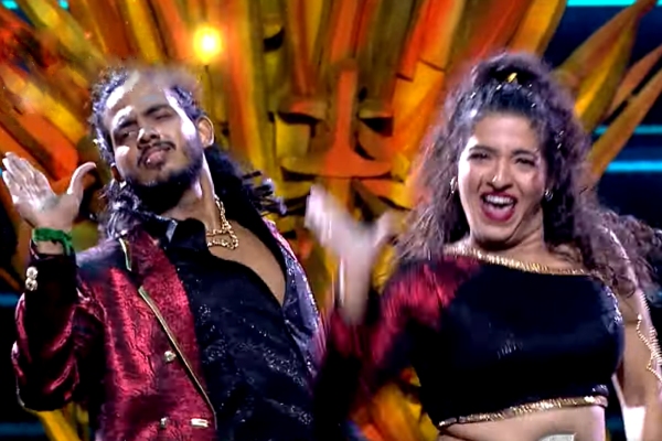 Zee Tamil VJ Manimegalai dance jodi dance show