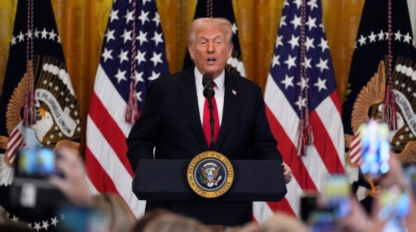 Trump Shuts Down Office Helping Immigrants with Green Cards and H-1B Visas