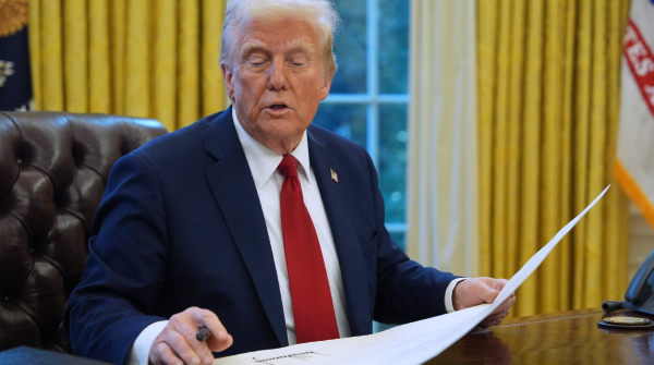 Will Trump s Tariffs push America into a Recession What Economists says