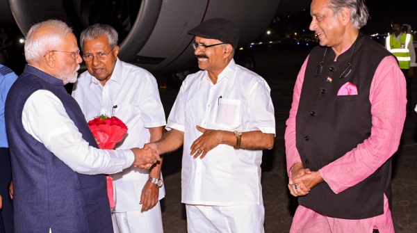 PM Narendra Modi Takes Jibe at INDIA Alliance Says Many ll Lose Sleep with Shashi Tharoor on stage