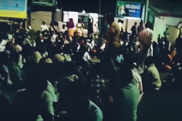 Dindigul Temple Festival Devotees Dindigul Temple Festival Devotees