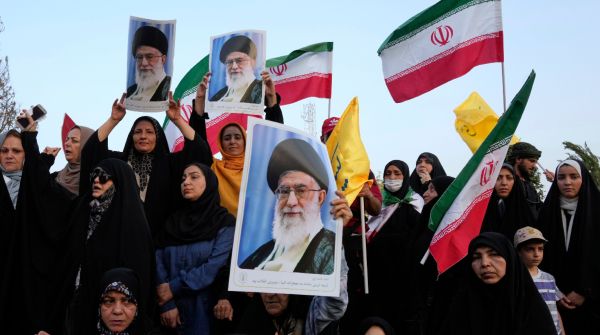 Iran Hangs Three Men for Mossad Spying Day After US-Brokered Israel Ceasefire