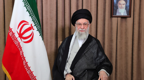 Iran s Ayatollah Khamenei Lives in Bunker Names 3 Successors