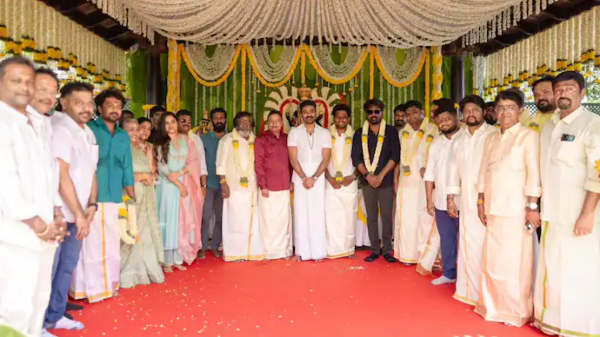 Dhanush Mamitha Baiju GV Prakash