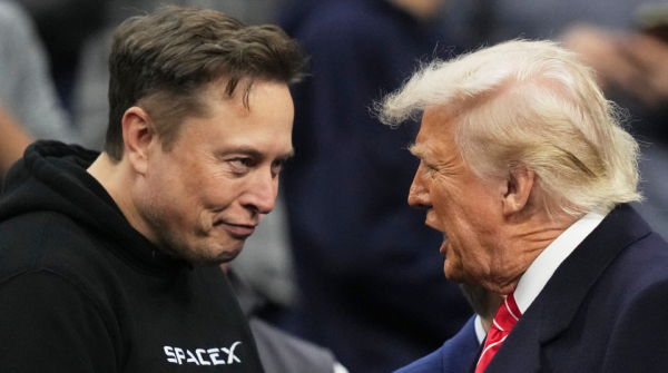 Trump Hints at Deporting Elon Musk Amid Feud Over Spending Bill Subsidies