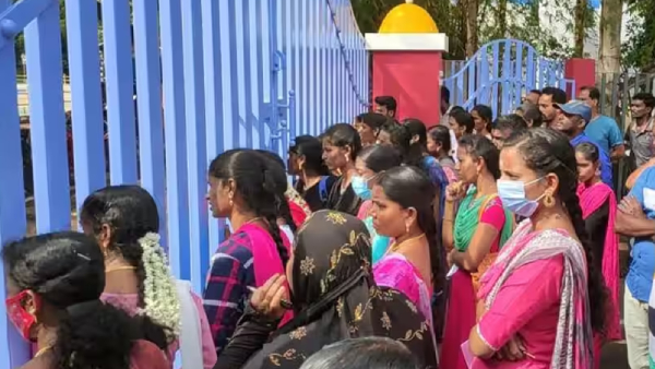 Over 40 Candidates Denied TNPSC Group 4 Exam Entry in Sirkazhi Chaos at Center Sparks Uproar Over 40 Candidates Denied TNPSC Group 4 Exam Entry in Sirkazhi Chaos at Center Sparks Uproar