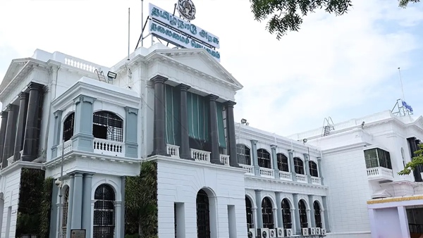 Tamil Nadu government announced weekly holiday for sanitation workers working in villages Tamil Nadu government announced weekly holiday for sanitation workers working in villages