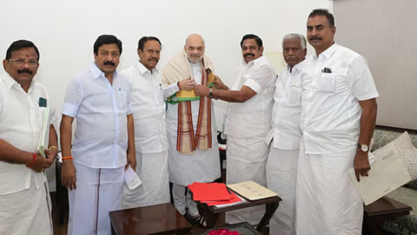 Senior AIADMK Leader Likely to Join DMK Senior AIADMK Leader Likely to Join DMK