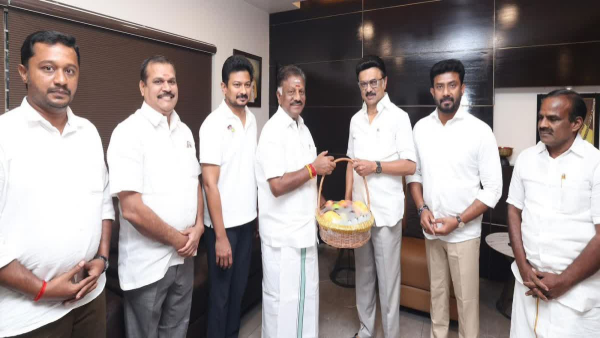 O Panneerselvam Denies DMK Alliance O Panneerselvam Denies DMK Alliance