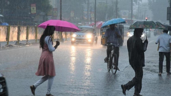 IMD Forecasts Heavy Rain with Thunderstorms in 6 TN Districts Including Chennai Today IMD Forecasts Heavy Rain with Thunderstorms in 6 TN Districts Including Chennai Today