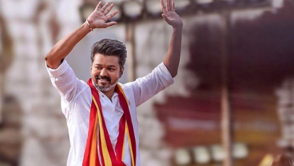 TVK Vijay Just a fan base is not enough to win Vijay Three perfect political strategies needed TVK Vijay Just a fan base is not enough to win Vijay Three perfect political strategies needed