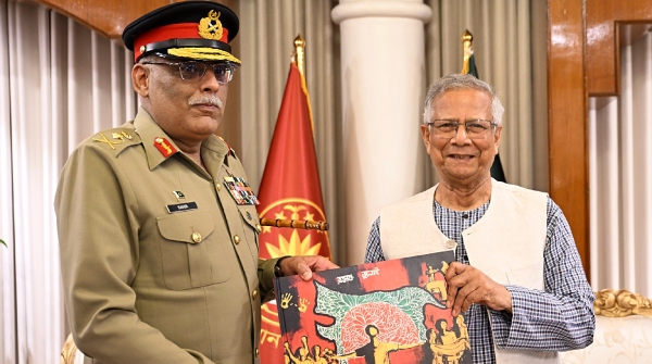 Bangladesh Muhammad Yunus Gifts Distorted Map to Pakistan General Northeast Indians are not happy Bangladesh Muhammad Yunus Gifts Distorted Map to Pakistan General Northeast Indians are not happy