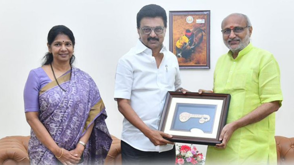 MK Stalin DMK