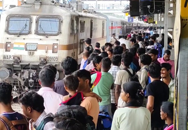 Surprise at Tiruppur Railway Station A dramatic change that even northern passengers can t believe