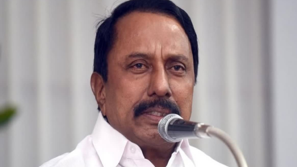 Sengottaiyan holds legal consultations over case against his AIADMK expulsion Sengottaiyan holds legal consultations over case against his AIADMK expulsion