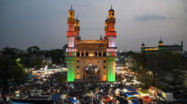 Delhi Man Declares Hyderabad is the Clear Winner Over Mumbai Bangalore on Traffic Roads amp amp Food Delhi Man Declares Hyderabad is the Clear Winner Over Mumbai Bangalore on Traffic Roads amp amp Food