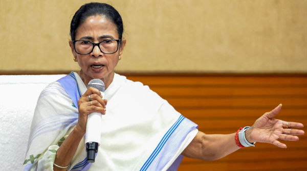 Mamata Banerjee Warns BJP in Anti-SIR Protest If You Target Me I ll Shake the Entire Nation Mamata Banerjee Warns BJP in Anti-SIR Protest If You Target Me I ll Shake the Entire Nation