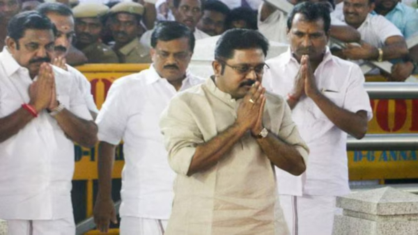 TTV Dhinakaran edappadi palaniswami Sengottaiyan