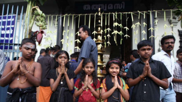 Sabarimalai makaravilakku pooja ayyappan temple