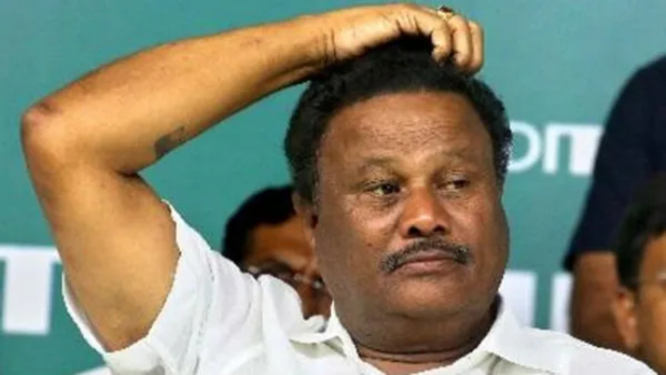 AIADMK Sengottaiyan dindigul srinivasan AIADMK Sengottaiyan dindigul srinivasan