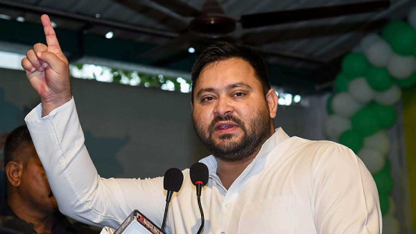 Tejashwi Yadav announces swearing-in date says INDIA bloc will win Bihar polls Tejashwi Yadav announces swearing-in date says INDIA bloc will win Bihar polls