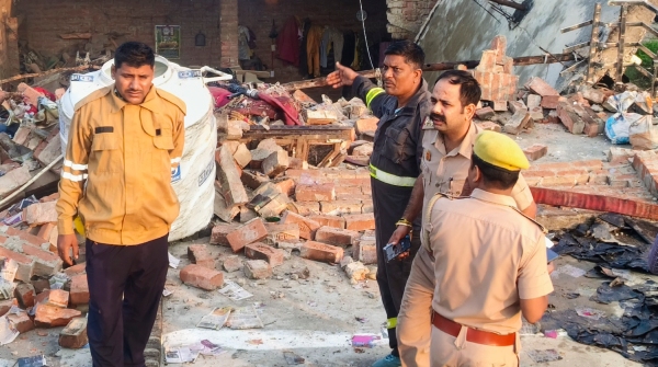 Chilling Mystery on Delhi-Lucknow NH 8-Year-Old Boy s Body with Gouged-Out Eye Stuffed in Steel Box Chilling Mystery on Delhi-Lucknow NH 8-Year-Old Boy s Body with Gouged-Out Eye Stuffed in Steel Box