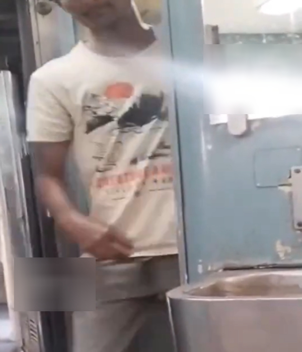 OYO hotels Trains Toilet Mirror OYO hotels Trains Toilet Mirror