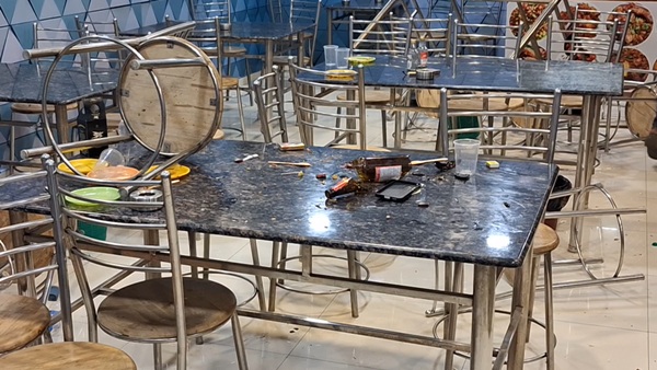 People ransacked a newly opened private liquor store in Kumbakonam