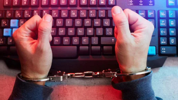 Fake Anti-Terror Squad Threat Scam Chennai Woman Duped of 20 Lakh Cyber Police Recover Amount in 14 Days Fake Anti-Terror Squad Threat Scam Chennai Woman Duped of 20 Lakh Cyber Police Recover Amount in 14 Days