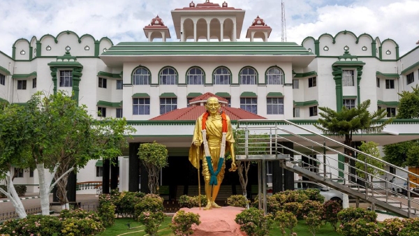 High Court Madurai Bench Observes Mindset Change Needed Beyond Removing Caste Names High Court Madurai Bench Observes Mindset Change Needed Beyond Removing Caste Names