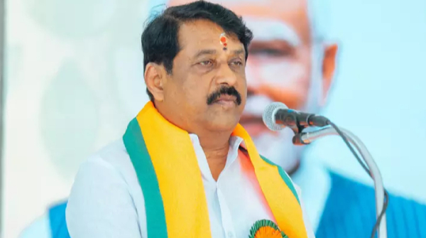 Tamil nadu election 2026 AIADMK or BJP Who is the boss of NDA Nainar Nagendran move sparks Questions