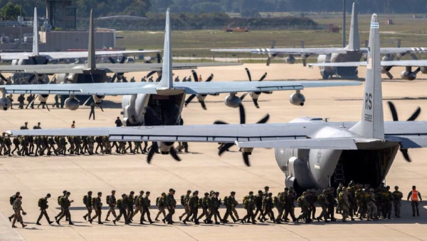 US Evacuates Hundreds of Troops US Evacuates Hundreds of Troops