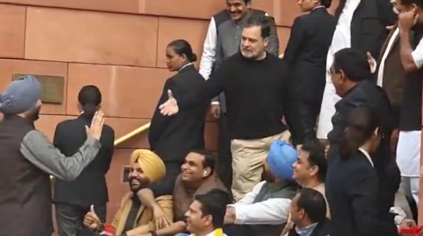 My Traitor Friend Congress Rahul Gandhi vs BJP minister Ravneet Bittu s Dig at Parliament Complex