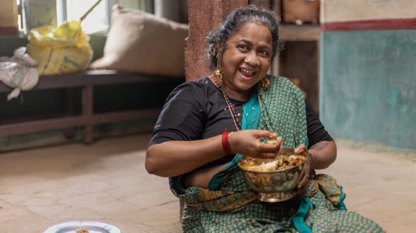 Thaai Kizhavi Radhika Sarathkumar Sivakarthikeyan Tamil Movie Review Thaai Kizhavi Radhika Sarathkumar Sivakarthikeyan Tamil Movie Review