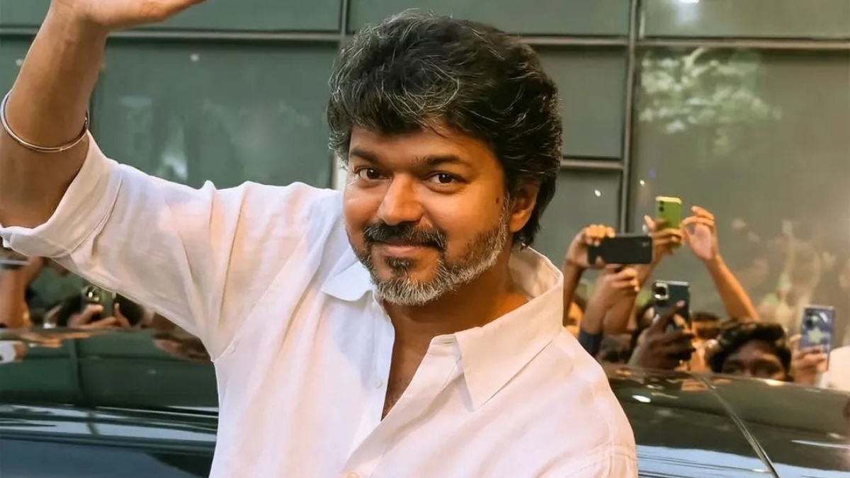 வார் ரூமுக்கு வந்த விஜய்.. தவெக சீனியர்களுடன் முக்கிய ஆலோசனை! வெளியே வந்ததும் செம உற்சாகம்!