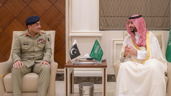 saudi-arabia-defence-minister-meets-with-pakistan-asim-munir-and-request-to-iran-avoid-miscalculatio