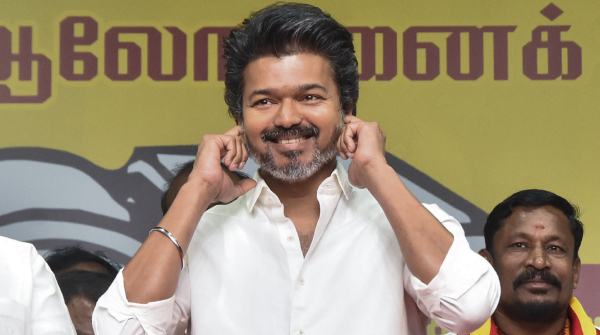 Double Shocker For Vijay Jana nayagan censor issue continues CBI summons in Karur case in same day Double Shocker For Vijay Jana nayagan censor issue continues CBI summons in Karur case in same day