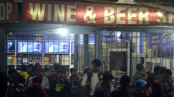 Chandigarh New Excise Policy allows to Sell Liquor at Petrol Pumps Malls and Departmental Stores Chandigarh New Excise Policy allows to Sell Liquor at Petrol Pumps Malls and Departmental Stores