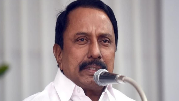 Sengottaiyan Hits Back at EPS Why Target Annamalai for BJP Alliance
