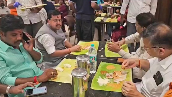 Banana Leaf in TN Bitter Leaf in Odisha - DMK Slams BJP s Cultural U-Turn