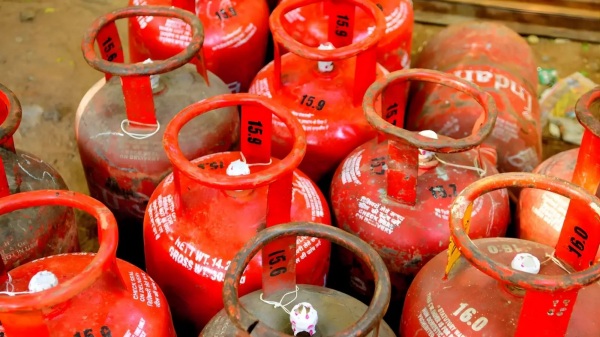 domestic gas cylinders weight
