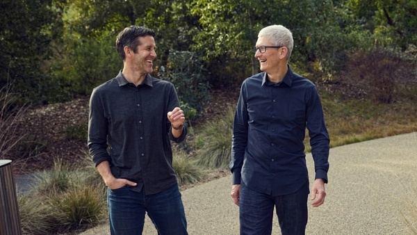 John Ternus Apple CEO Apple Leadership Transition 2026 Tim Cook Successor John Ternus Hardware Engineering Apple Succession Plan CEO 2026 john ternus apple ceo why apple chose john ternus john ternus 25 years apple tim cook successor john ternus john ternus hardware engineering apple ceo transition september 2026 john ternus product first leader apple silicon chips john ternus john ternus detail perfection apple continuity not change john ternus deep product knowledge apple executive chairman tim cook john ternus apple watch airpods john ternus vision pro role apple leadership succession plan CEO 25 CEO 2026