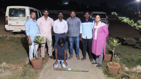 IT Layoff Ganja Hyderabad Ganja Terrace Software Engineer Ganja Arrest IT Employee Drug Case Nacharam Ganja Plants Rangareddy Excise Raid Hyderabad software engineer ganja terrace ganja plants Hyderabad Ch Shashidhar arrested 17 marijuana plants seized 10 kg ganja yield Hyderabad former IT employee drug addiction Nacharam East Gandhinagar ganja raid Rangareddy excise department arrest software engineer lost job ganja growing ganja on terrace Hyderabad Prohibition and Excise Department Hyderabad ganja cultivation case 2026 IT professional drug addiction story Hyderabad terrace marijuana bust 17 10