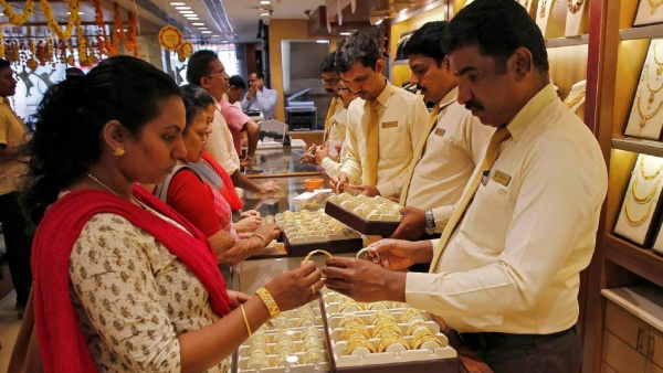 Akshaya Tritiya Gold chennai Akshaya Tritiya Gold Demand Gold Sales Drop 2026 South India Gold Buying High Gold Price Impact Akshaya Tritiya Sales 2026 akshaya tritiya gold demand 2026 gold sales drop akshaya tritiya 30 percent fall in gold volume high gold price impact on buyers south india leads gold sales ibja akshaya tritiya offtake caratlane double digit growth millennials solitaire preference lighter jewellery trend akshaya tritiya gold price rs 151650 per 10gm akshaya tritiya 10 5 tonnes gold value growth 20-25 percent gold west asia gold price rise effect exchange deals on akshaya tritiya small gold coins demand india 2026 30 10 5 10 151650 20-25 Akshaya Tritiya Gold chennai Akshaya Tritiya Gold Demand Gold Sales Drop 2026 South India Gold Buying High Gold Price Impact Akshaya Tritiya Sales 2026 akshaya tritiya gold demand 2026 gold sales drop akshaya tritiya 30 percent fall in gold volume high gold price impact on buyers south india leads gold sales ibja akshaya tritiya offtake caratlane double digit growth millennials solitaire preference lighter jewellery trend akshaya tritiya gold price rs 151650 per 10gm akshaya tritiya 10 5 tonnes gold value growth 20-25 percent gold west asia gold price rise effect exchange deals on akshaya tritiya small gold coins demand india 2026 30 10 5 10 151650 20-25