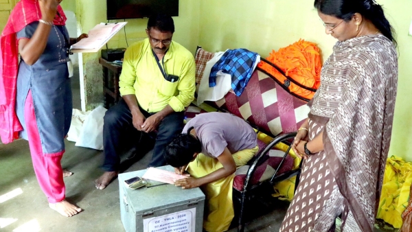 Chennai Postal Voting for Senior Citizens PwDs from April 16 18 Chennai Postal Voting for Senior Citizens PwDs from April 16 18