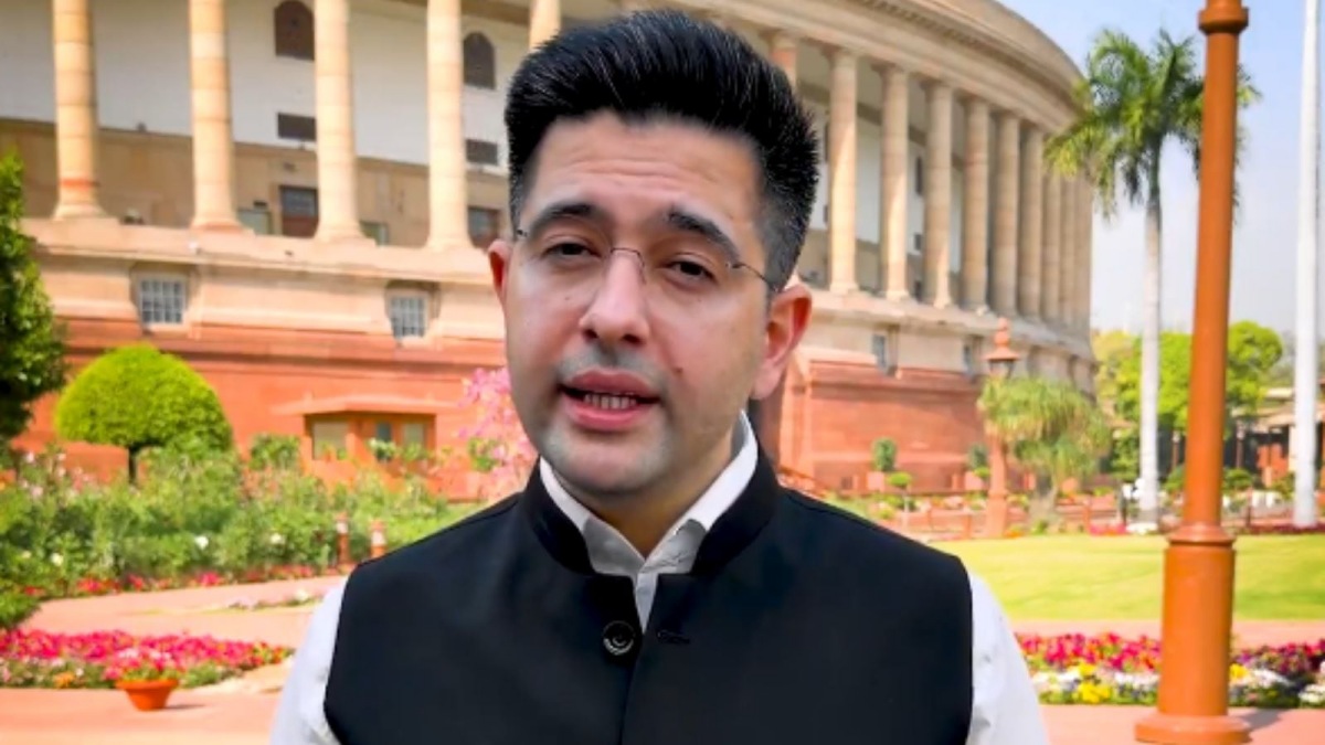 மொத்தமாக காலியாகும் ஆம் ஆத்மி.. ராகவ் சத்தா உள்ளிட்ட மூத்த தலைவர்கள் பாஜகவில் ஐக்கியம்!