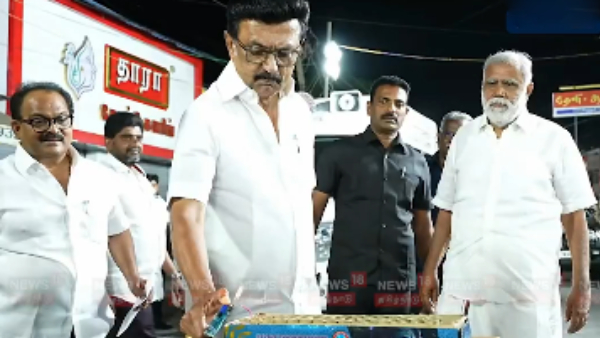 Stalin Switches from Black to White Shirt After Delimitation Bill Fails in Lok Sabha