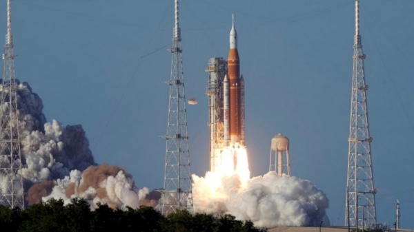 Artemis II space moon Artemis II space moon